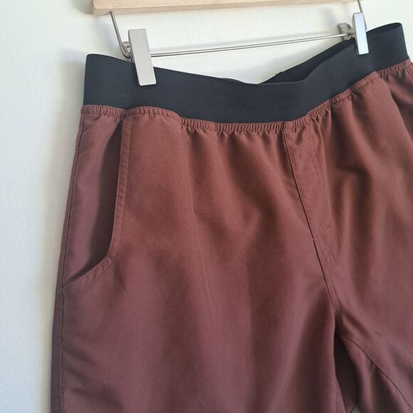 Prana Mojo Shorts Mens XL Red Rust Climbing Hiking Gym Yoga Quick Dry Outdoors - Picture 3 of 10